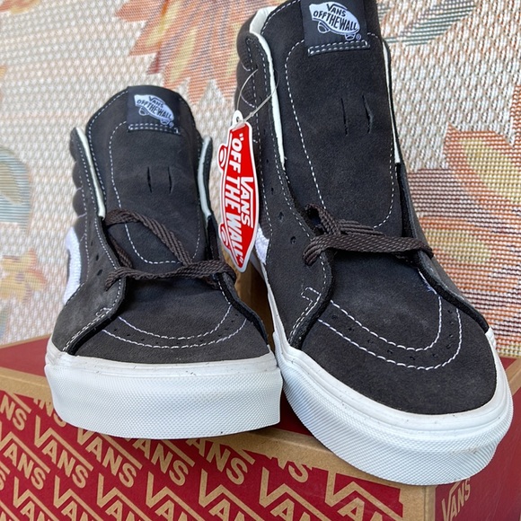 Vans Sk8-Hi
Textured Asphalt
VN0005U9107
WMNS sneakers - Picture 7 of 16